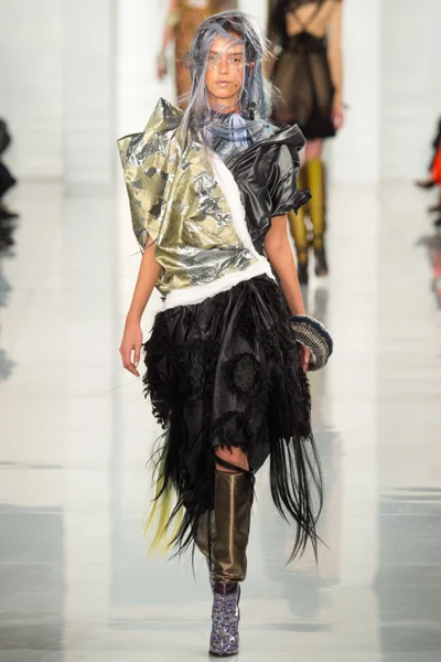 Look 22